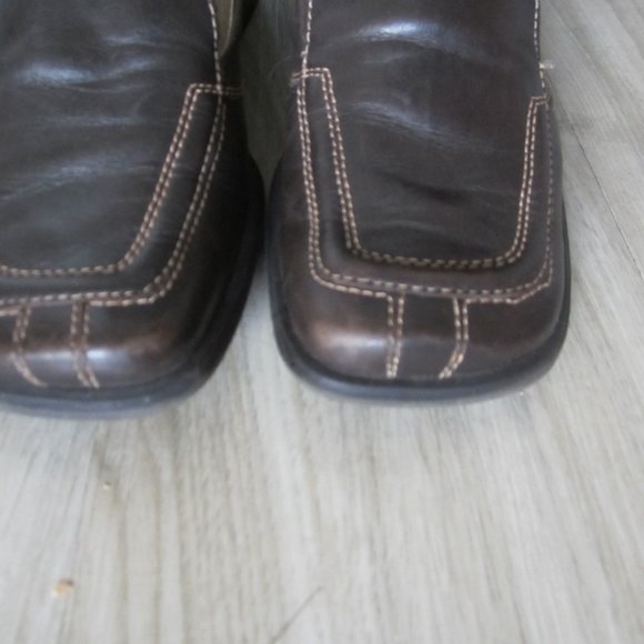 Nine West - Brown Leather Flats - Sz8 - Picture 4 of 6
